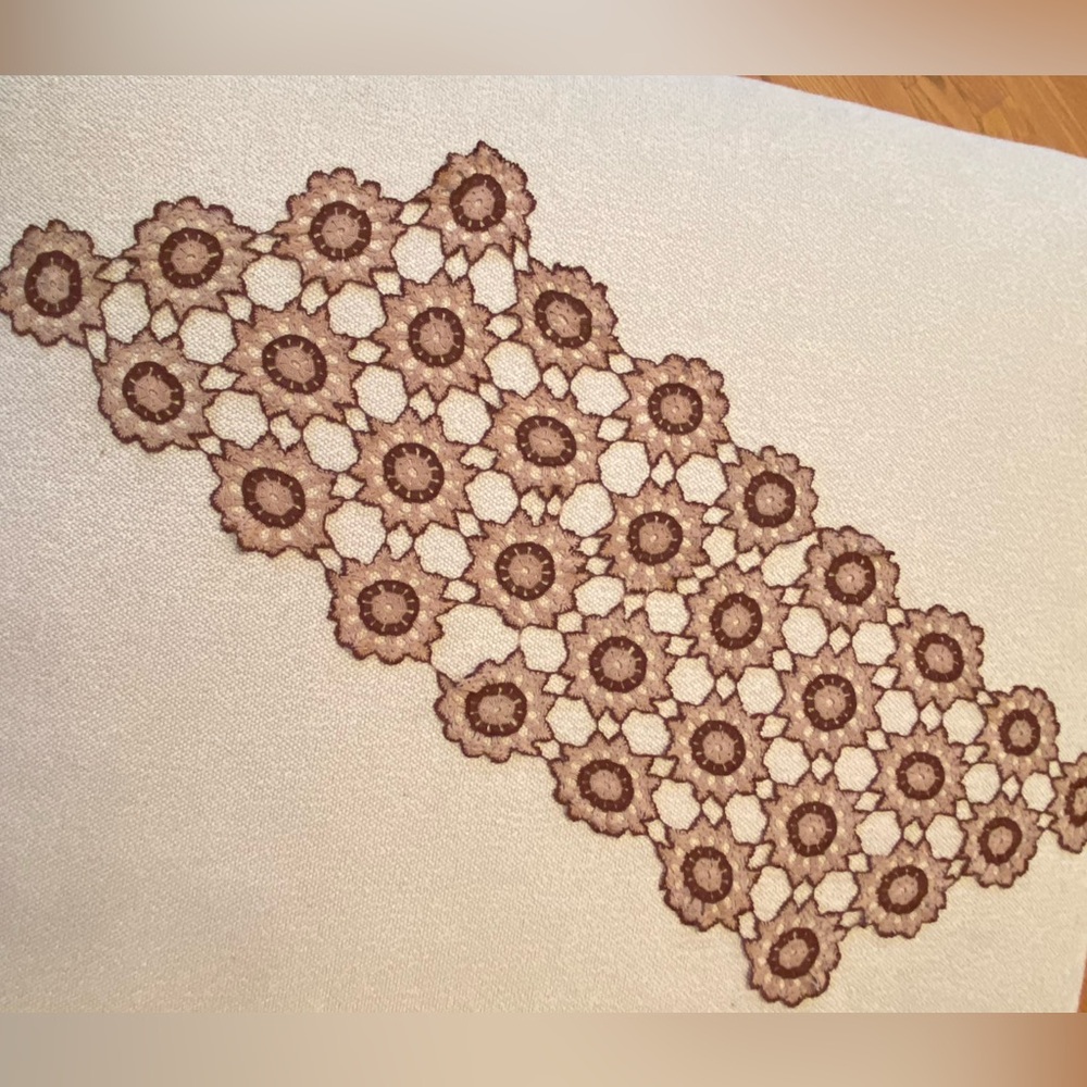 Table Runner / Decor